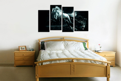 Модульная картина "Среди волков"