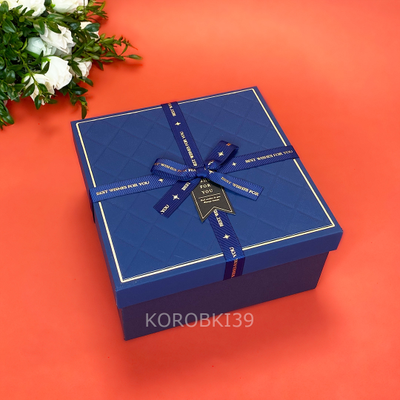 Коробка подарочная с бантом и лентой "Best wishes for you" (тем. синяя), 15*15*6,5см