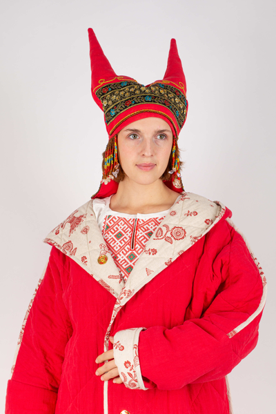 Кичка рогатая с позатыльней - по Рязанскому образцу