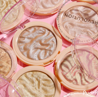 Makeup Revolution Хайлайтер для лица Highlight Reloaded, тон Set the Tone