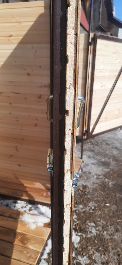 Душевая кабина (из вагонки с обжигом, металлический каркас 20*40, бочка 65л)