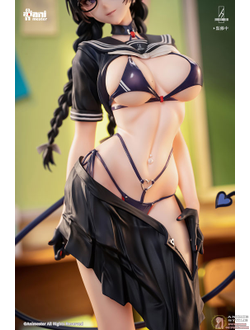 Фигурка 1/6 Президент класса суккубов Рейна (Succubus Class President Reina)