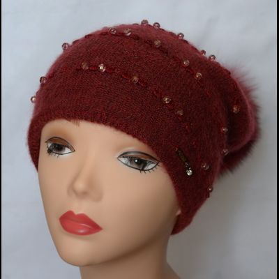 Шапка вязаная с помпоном Vizio Италия 5501 CLP бордовая