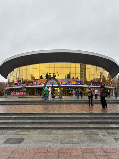 28 декабря – Брянск - цирк Аскольда Запашного - спектакль «Стойкий оловянный солдатик» + магазин Карачевской фабрики елочных игрушек + место сюрприз.