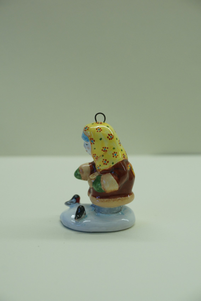 Девочка и птички