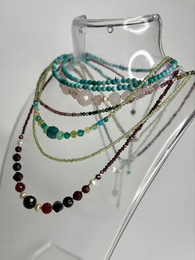 Чокер тонкий с огранкой, разные камни