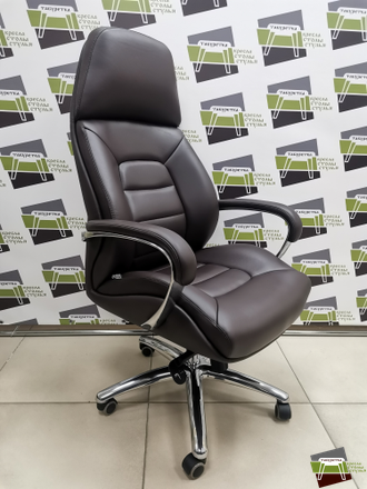 Кресло для руководителя EPIK A-181-G L200 (коричневый)