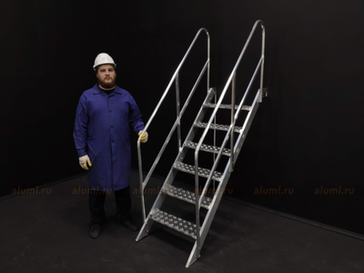 Инвентарная приставная лестница с поручнями ЛПИ-2.0