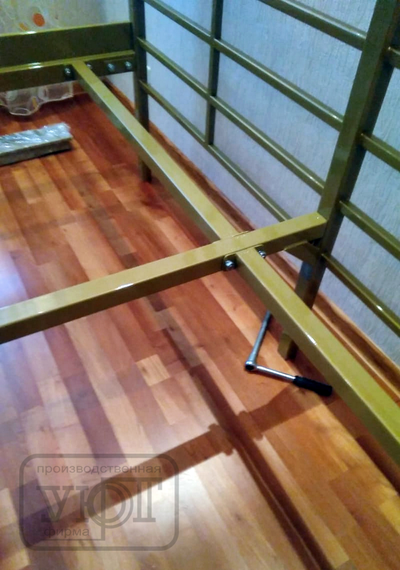 металлическая кровать loft