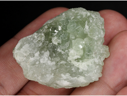 Пренит, сросток кристаллов, Мали (39*30*15 мм, 26,6 г) №36159