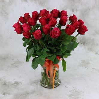 Букет 25 малиновых роз