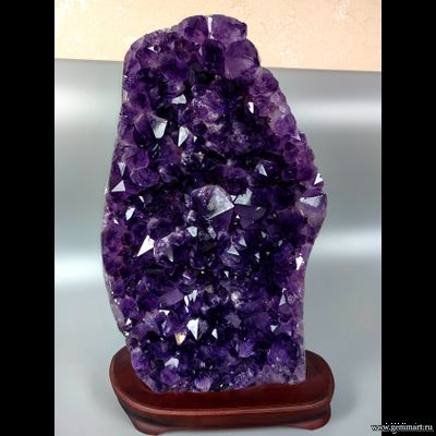 Аметист (разн. кварца), друза кристаллов на подставке. 445*290*145мм, 13,65кг. (ААА)