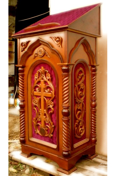 Аналой резной