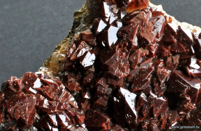 Кварц и гематит. Марокко. 115*74*46мм