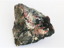 Эвдиалит, Эгирин в породе /Кольский п-ов, Хибины (94*88*65 мм, 599 г) №8413