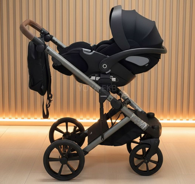 Детская коляска 3 в 1 Luxmom 710 Черный