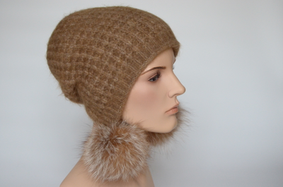 Визио Италия шапка с помпонами для женщин фото