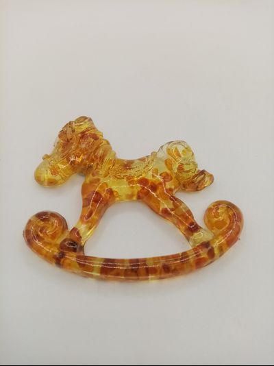 Магнит лошадка.