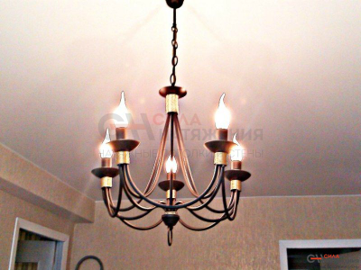 Гостиная матовый потолок Германия 16 м2