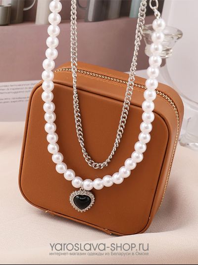 Ожерелье жемчужное с цепью под серебро с подвеской черное сердце