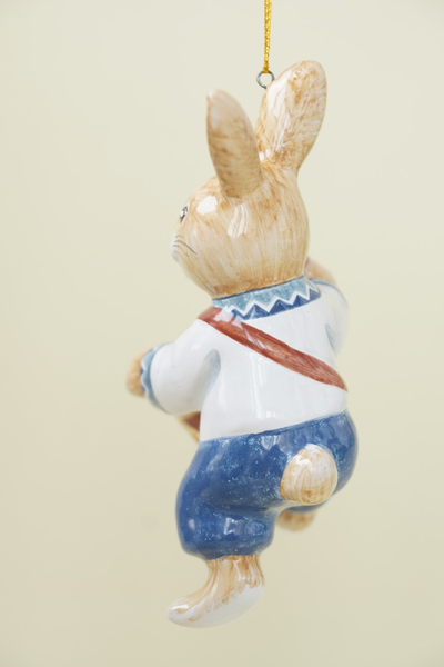 Заяц с барабаном