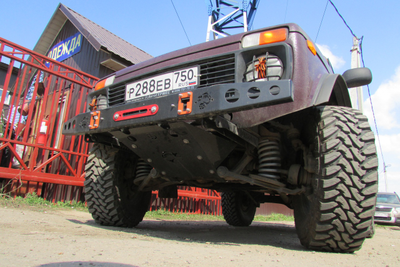 Бампер силовой передний Фишхантер ZST-ФХ 410 с защитой