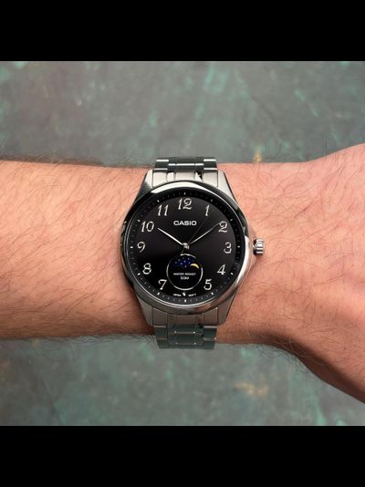 Часы Casio MTP-M110D-1A