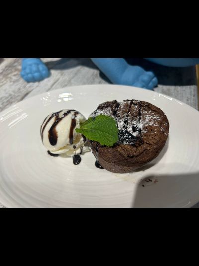 ШОКОЛАДНЫЙ ФОНДАН С МОРОЖЕНЫМ