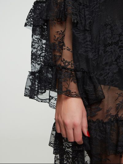 Платье из кружева