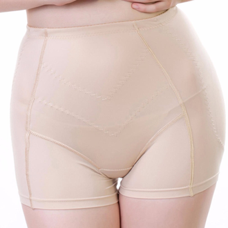 Трусики пушап для увеличения объема бедер в телесном цвете.