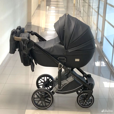 Детская коляска 3 в 1 Luxmom F2 Черный (Экокожа)