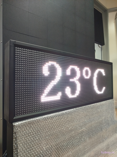 Уличные часы-[88:88]-t-D-370х1010мм (белый)