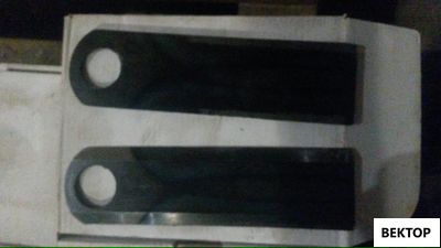 Нож КЗК 0290417 опоры измельчителя (dотв.=12) КЗС-7/812/1218