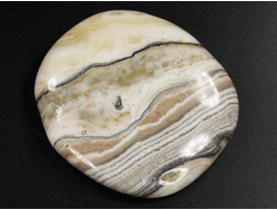 Кальцит полосатый (Зебра), полировка плоская, Китай (47*43*8 мм, 34 г) №35532