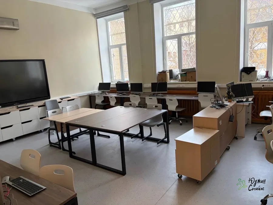 Стол письменный Черный/Вяз Благородный