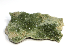 Везувиан, кристаллы на породе, Россия, Урал (60*46*8 мм, 29 г) №21844