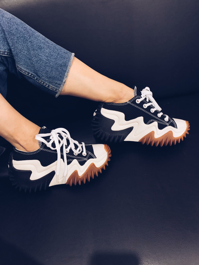 С чем носить Женские кеды Converse Run Star Motion 172895C фото