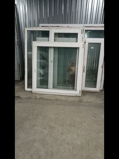 Бу1300-ОКНО ШИРИНА 1270 ВЫСОТА 1290 ПРОФИЛЬ 60 ММ , 32 СП (ДВУХКАМЕРНЫЙ)