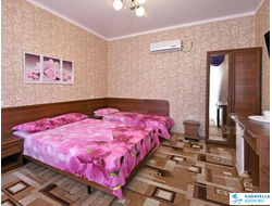 Дом №302 с бассейнами - 3-местный (люкс)