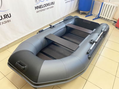 Моторная лодка Таймень NX 2850 слань-книжка киль графит/черный вид слева спереди - MNELODKU.RU