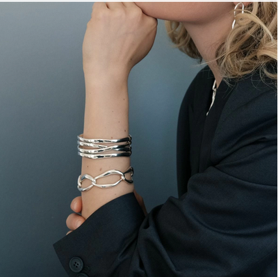 Браслет "Мятые кольца" цвет серебро A&C (Норвегия)