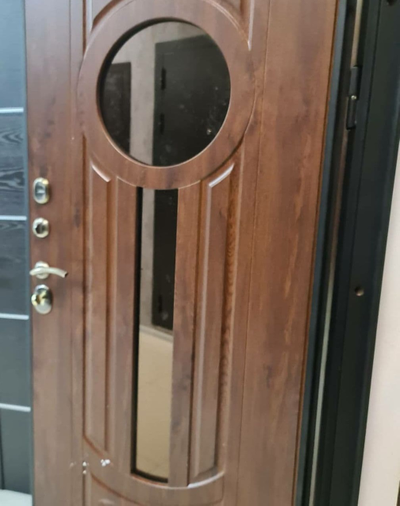 1200*2050 мм. VENMAR. СТАЛЬ 1,8 мм. АФИНА 90 мм. ГРЕЦКИЙ ОРЕХ/ ДУБ КАНЬОН СВЕТЛЫЙ или ГРЕЦКИЙ ОРЕХ/ КОВАНЫЕ ЭЛЕМЕНТЫ