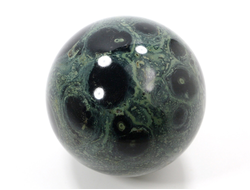 Шар Яшма Kabamba (крокодиловая), Мадагаскар (58 мм, 316 г) №27515