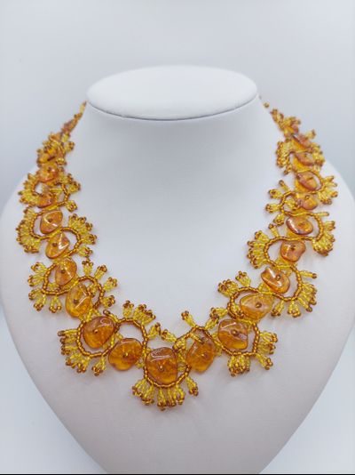 Колье "Волна" из Чешского бисера и натурального янтаря 10994