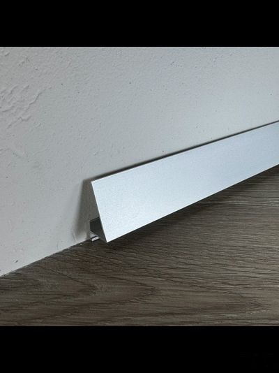 Плинтус Pro Design Corner 570 Анодированный
