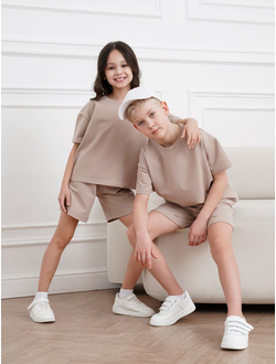 Костюм с шортами