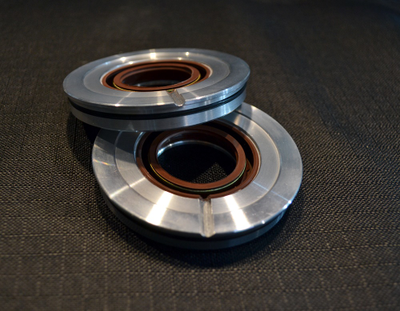 Комплект 1: комплект 2-х обойм с сальниками для картера РМЗ-640