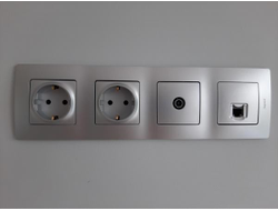 Розетки и выключатели Legrand ETIKA
