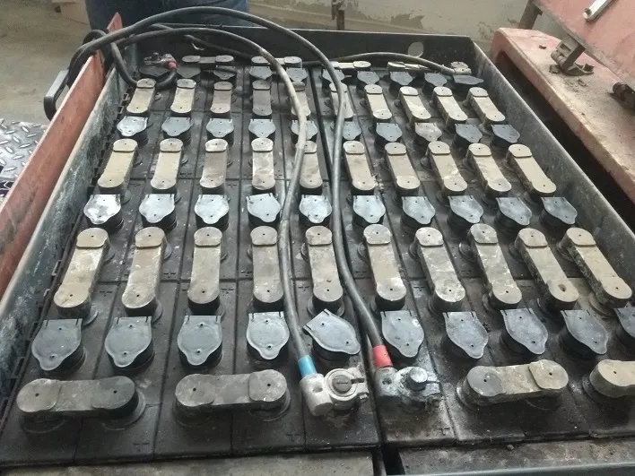 ТО аккумулятора вилочного погрузчика