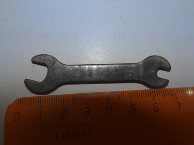 Ключ ЛМЗ ( 8-4.5)